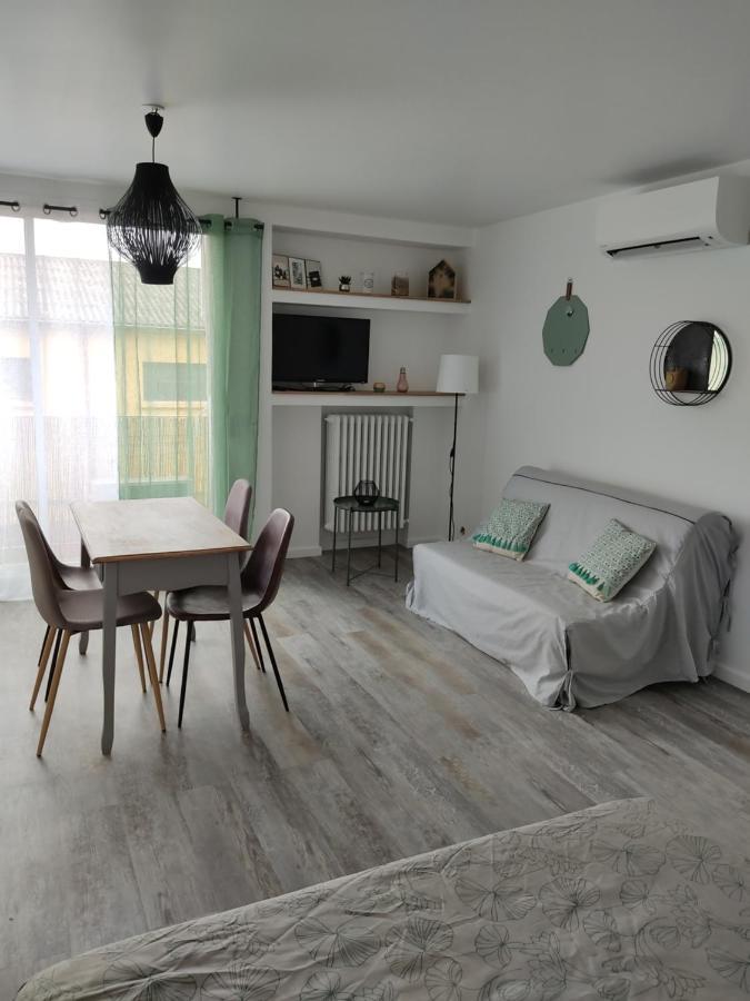 Logement climatisé proche remparts Avignon Extérieur photo